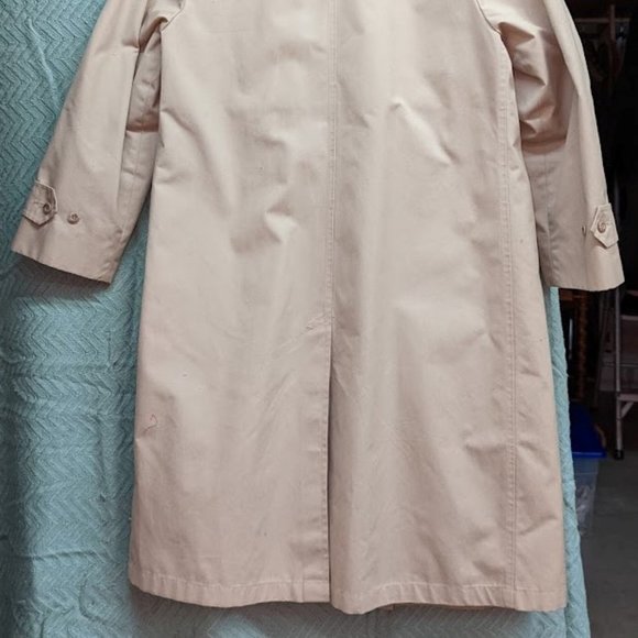 Vintage - Ladies London Fog Raincoat - c 1970s - Picture 2 of 9